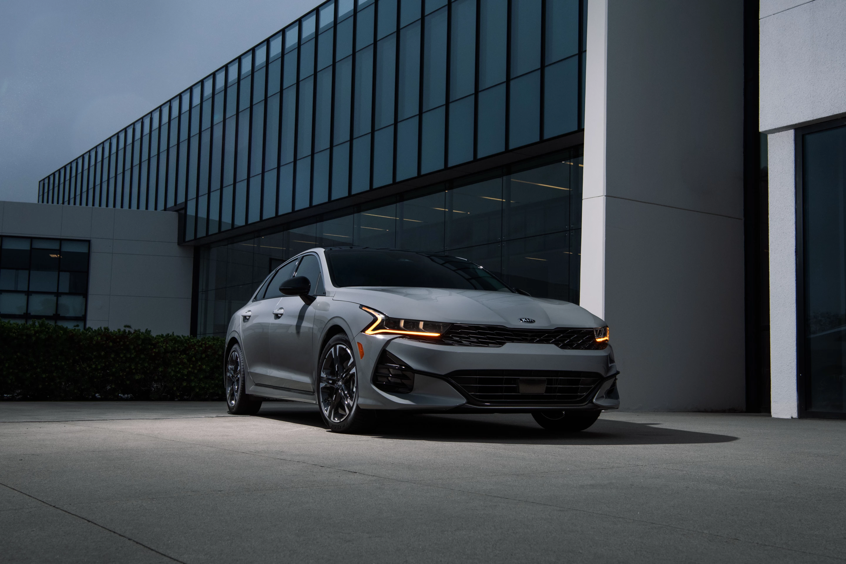 "Heart Beat" DRLs give the K5 a distinct look