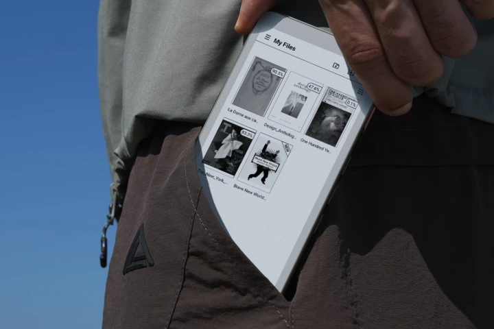 "AiPaper Reader keeps readers focused by resolving questions directly on the page. Instead of stopping to look things up, readers can ask for clarification or summaries without breaking concentration."