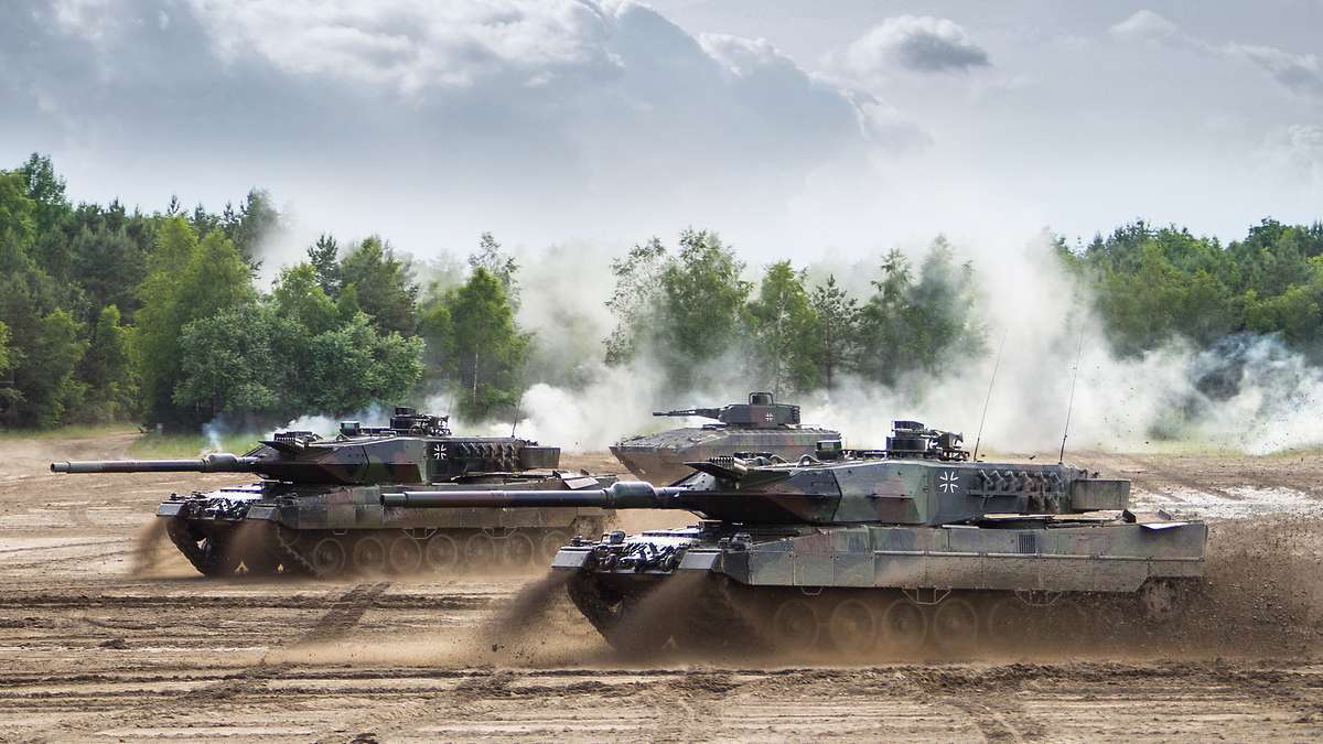 German Leopard 2s on the move