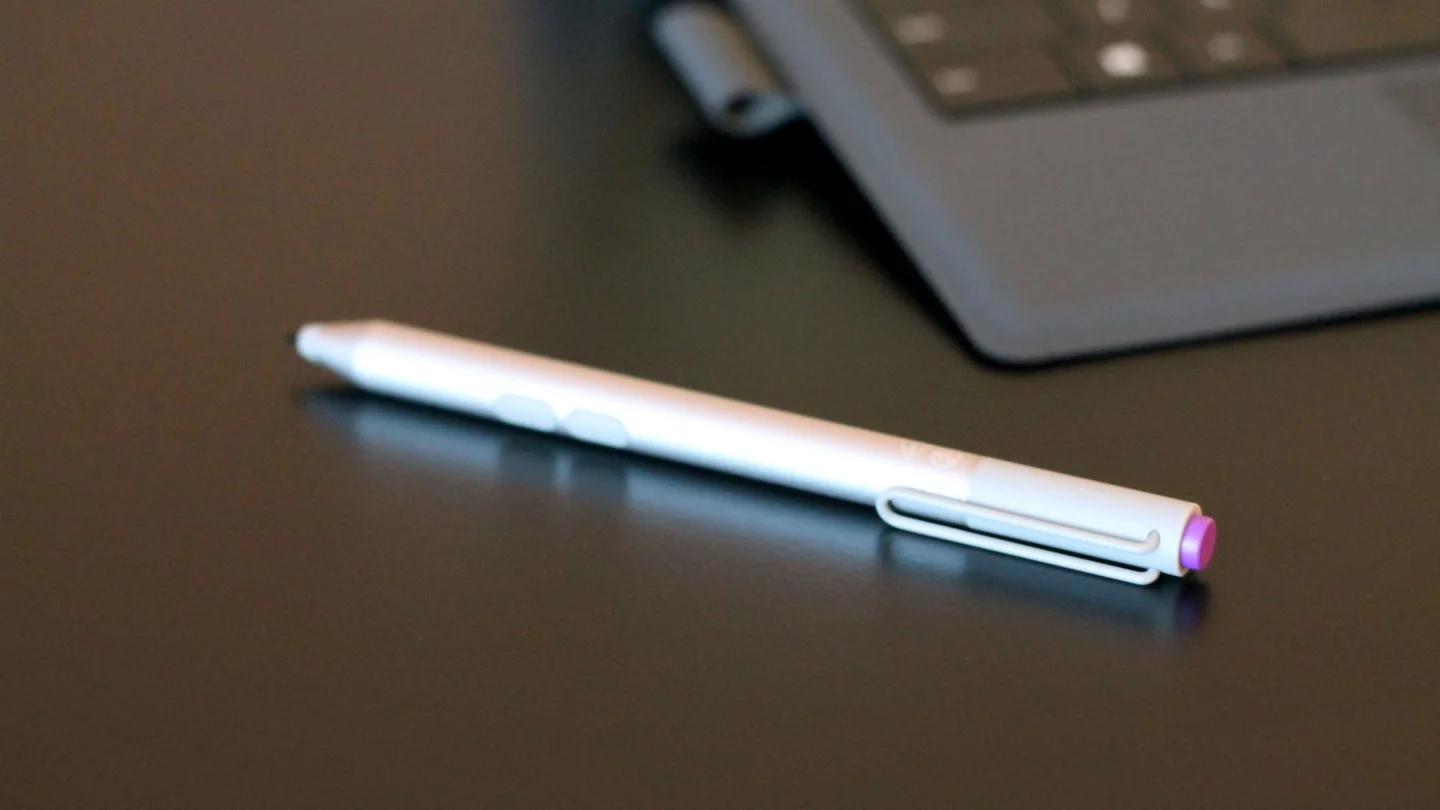 The Surface Pen is now made of aluminum – with three working buttons