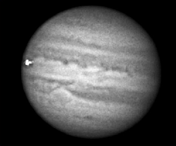 Photo of Jupiter taken September 10, 2012 by George Hall of a fireball caused by the impact of a small (5-10 meter) asteroid hitting the planet (Photo: George Hall)