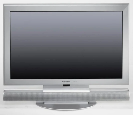 The Grundig Tharus requires little alteration to enable 3D viewing