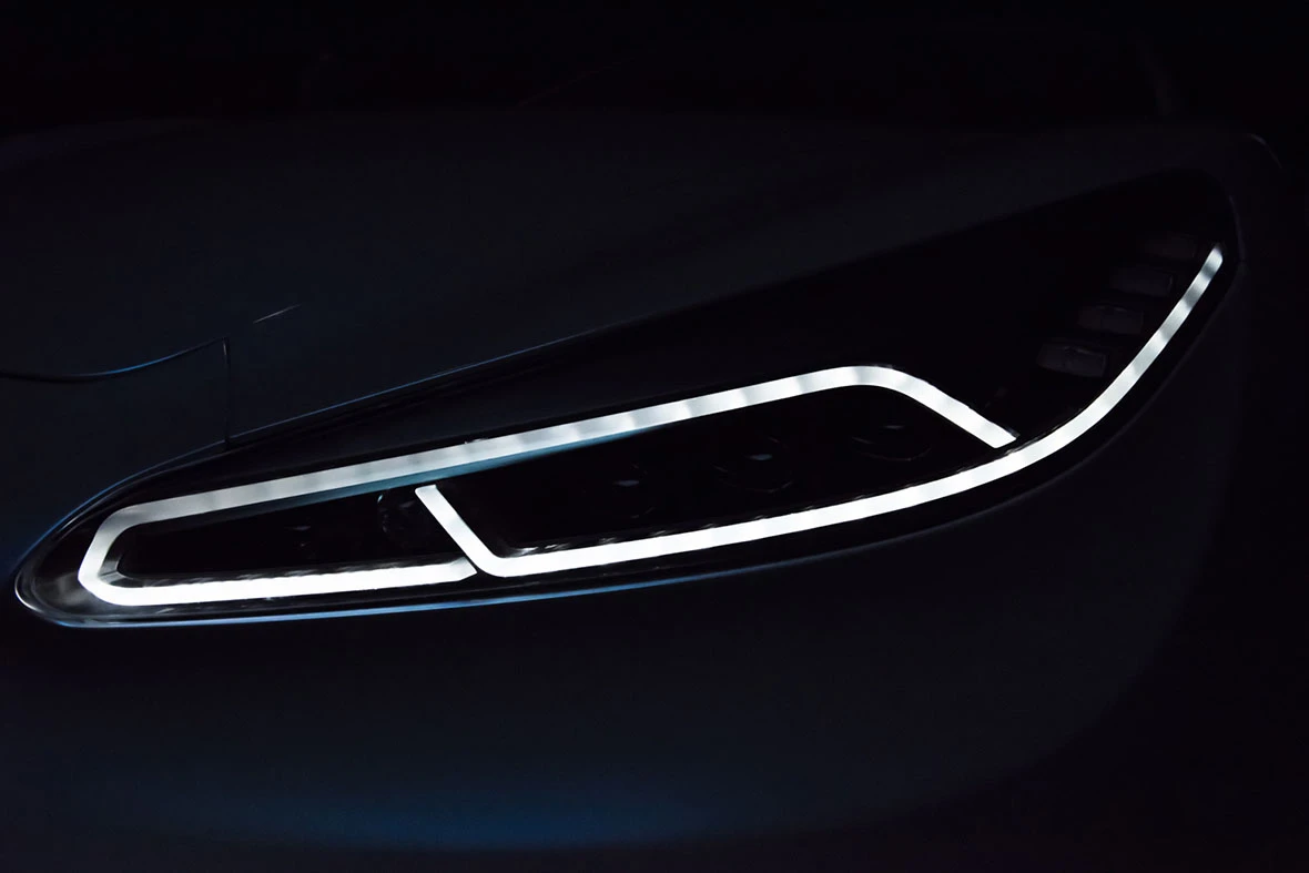 The Venere has sharp lighting signatures, front and rear