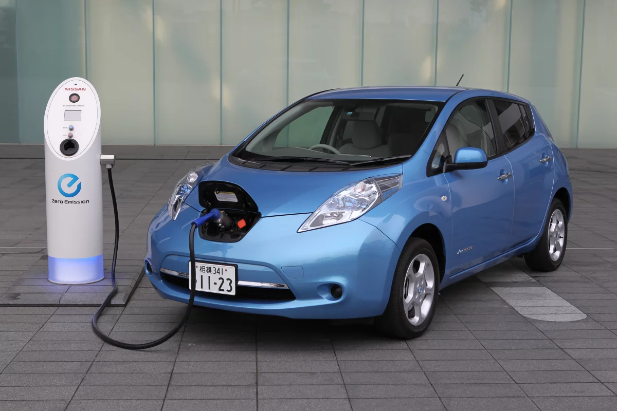 Nissan has developed an experimental system that can fully charge an EV battery in just ten minutes (existing commercial charger is pictured)(Photo: Nissan)