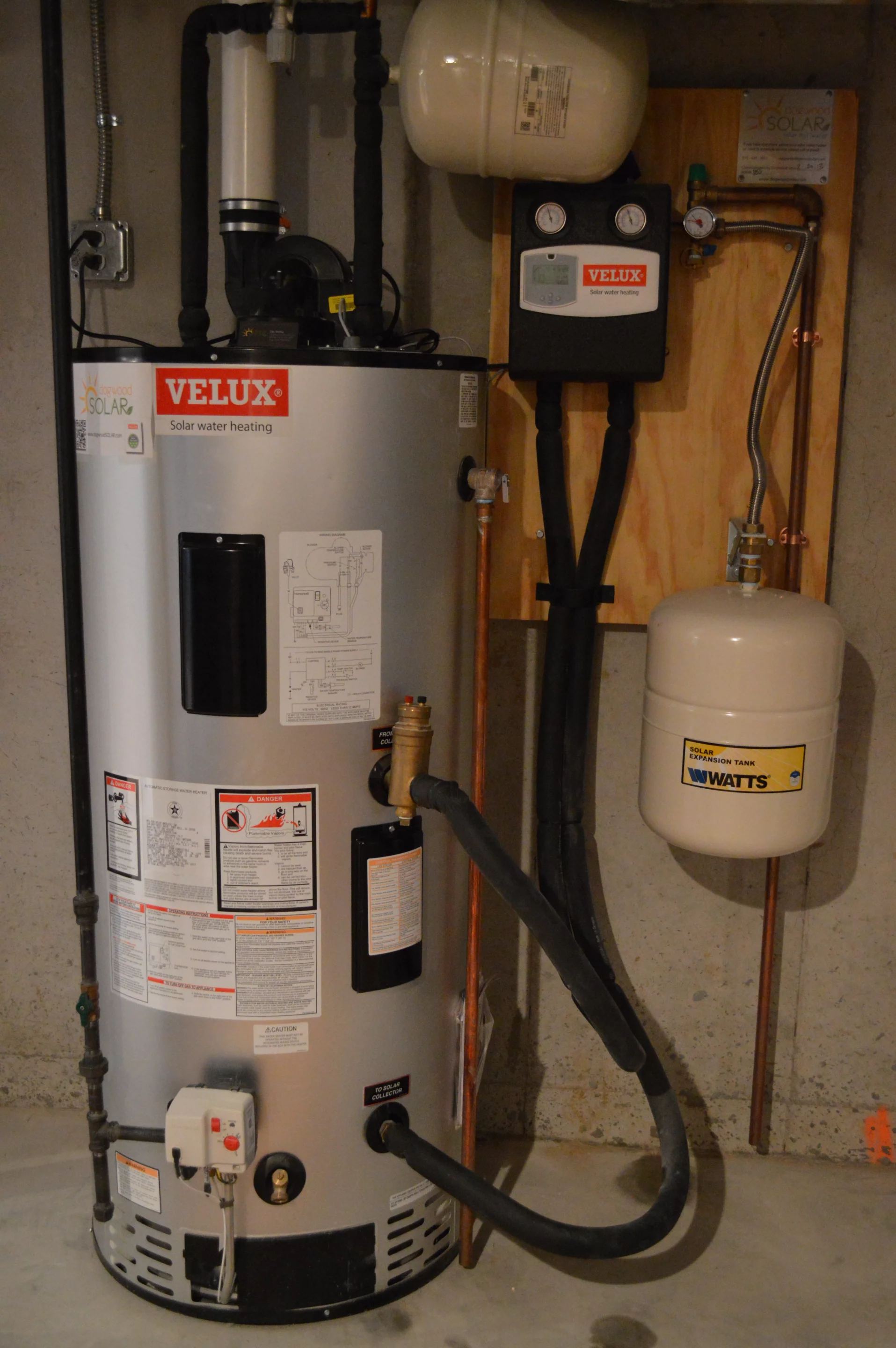 Electricity and hot water are mostly provided by solar power as well, though a natural gas system does act as a backup when needed