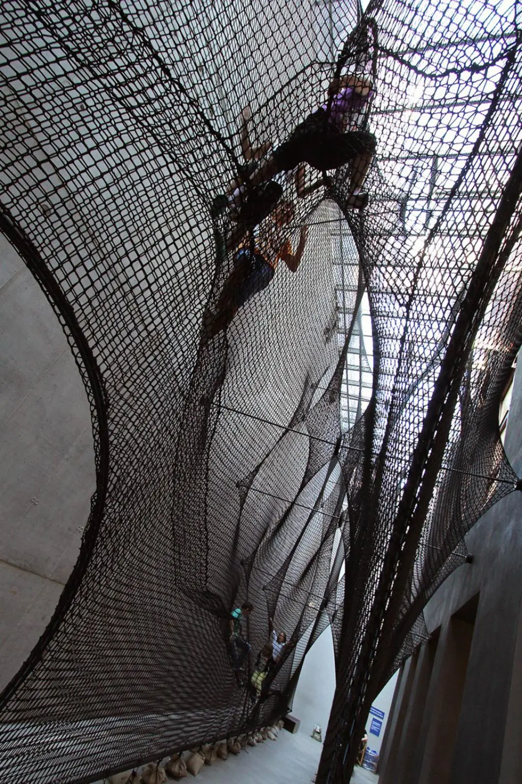 People moving between sections of Net Linz