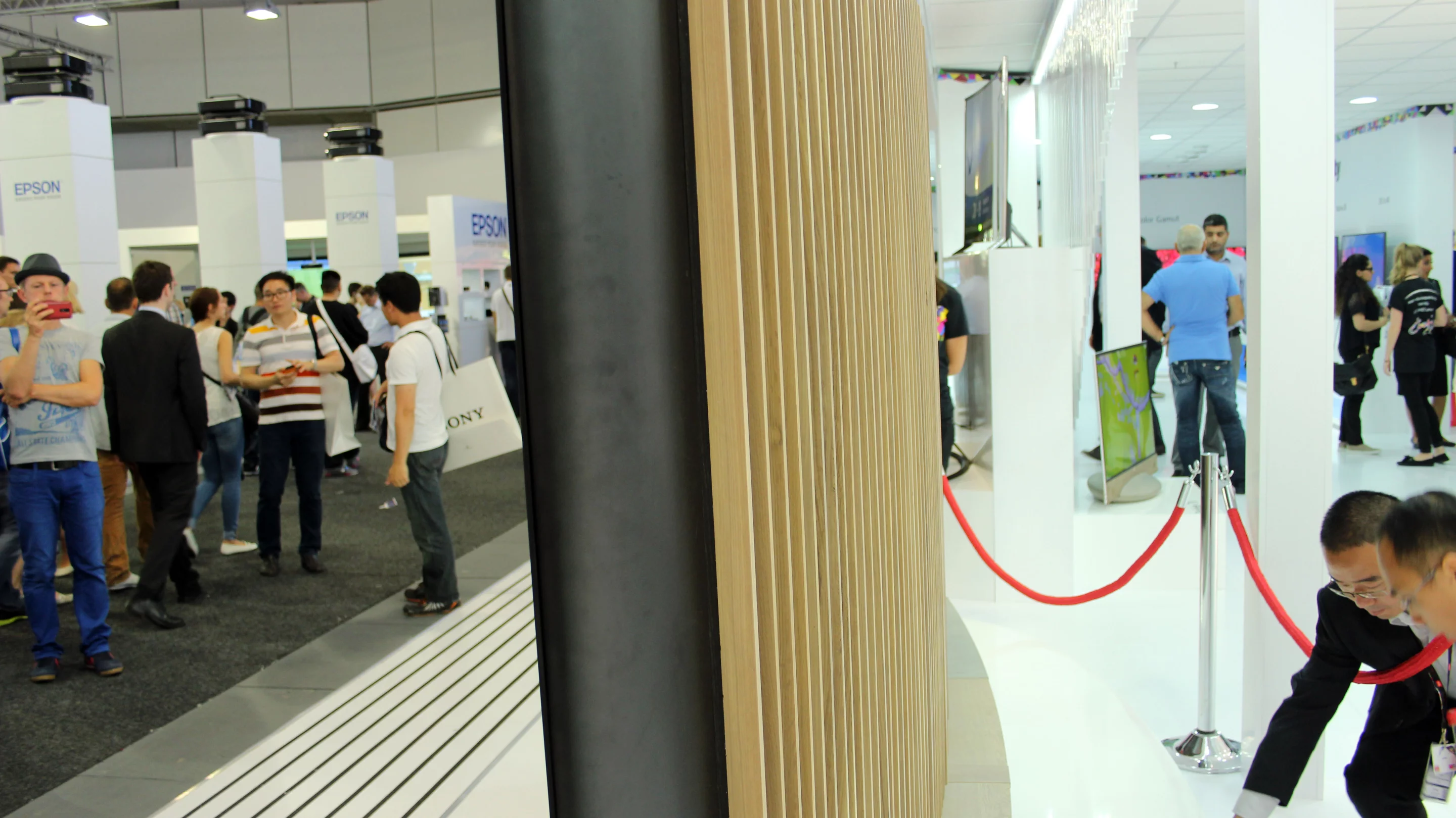 The curved display makes the thickness from front to back some 58 cm