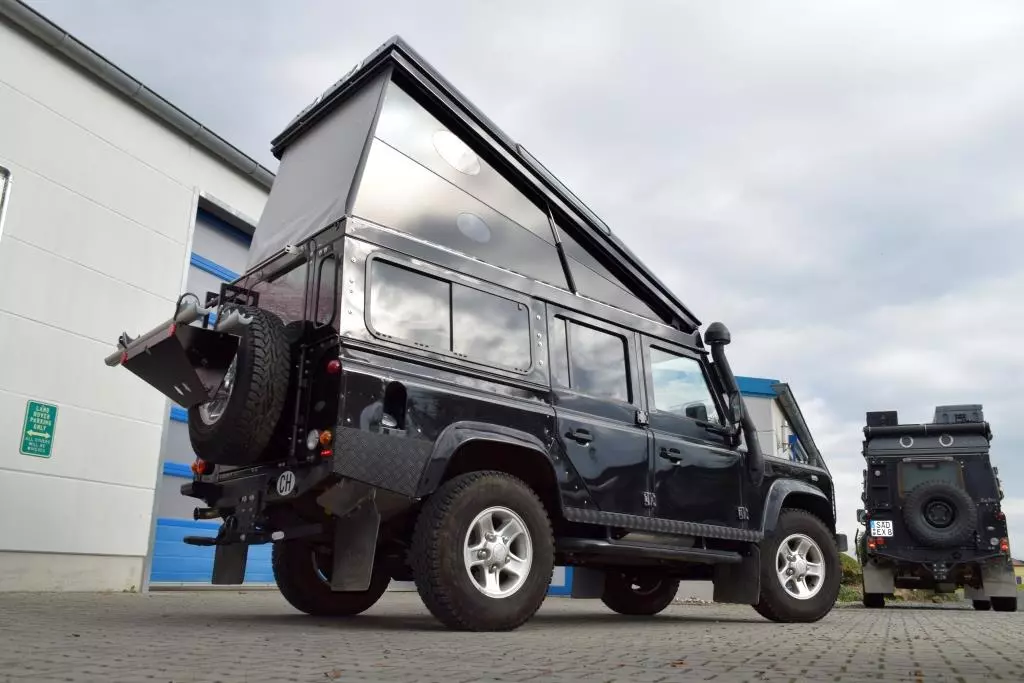 Ex-Tec's hard sides provide extra protection from wind ... and whatever else is lurking in the dark