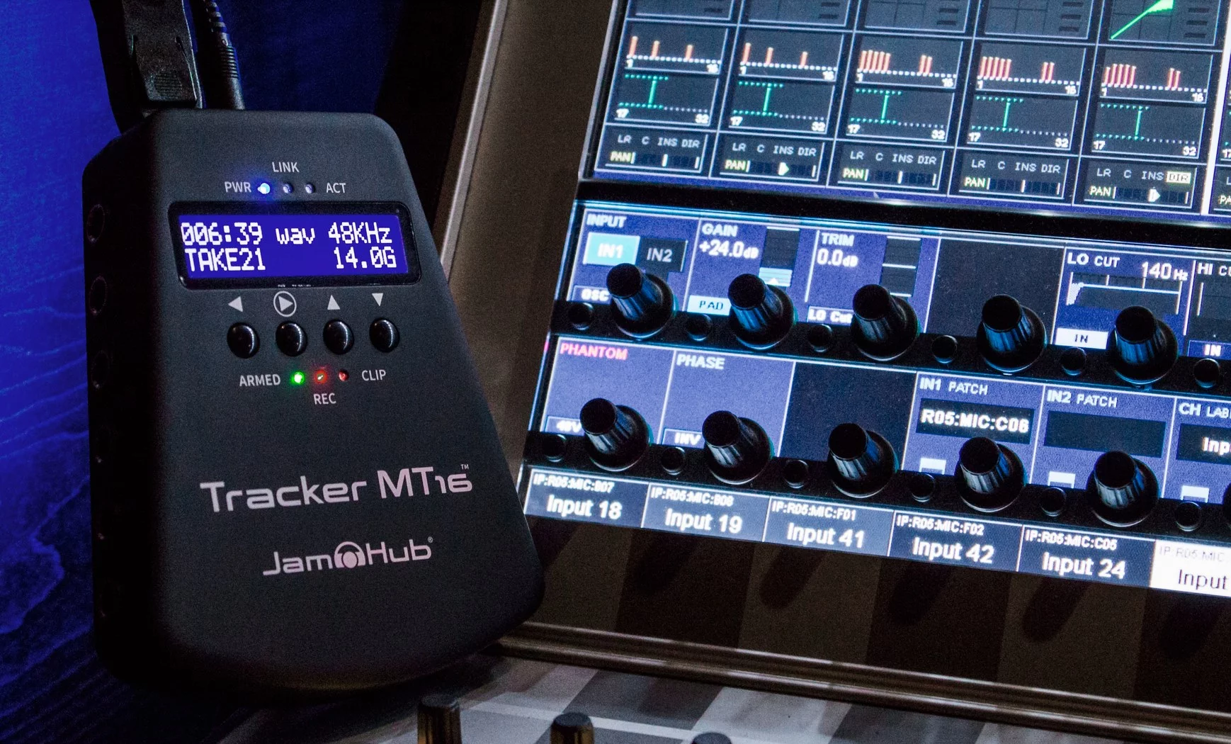 The JamHub Tracker MT16 Wi-Fi-enabled multitrack recorder