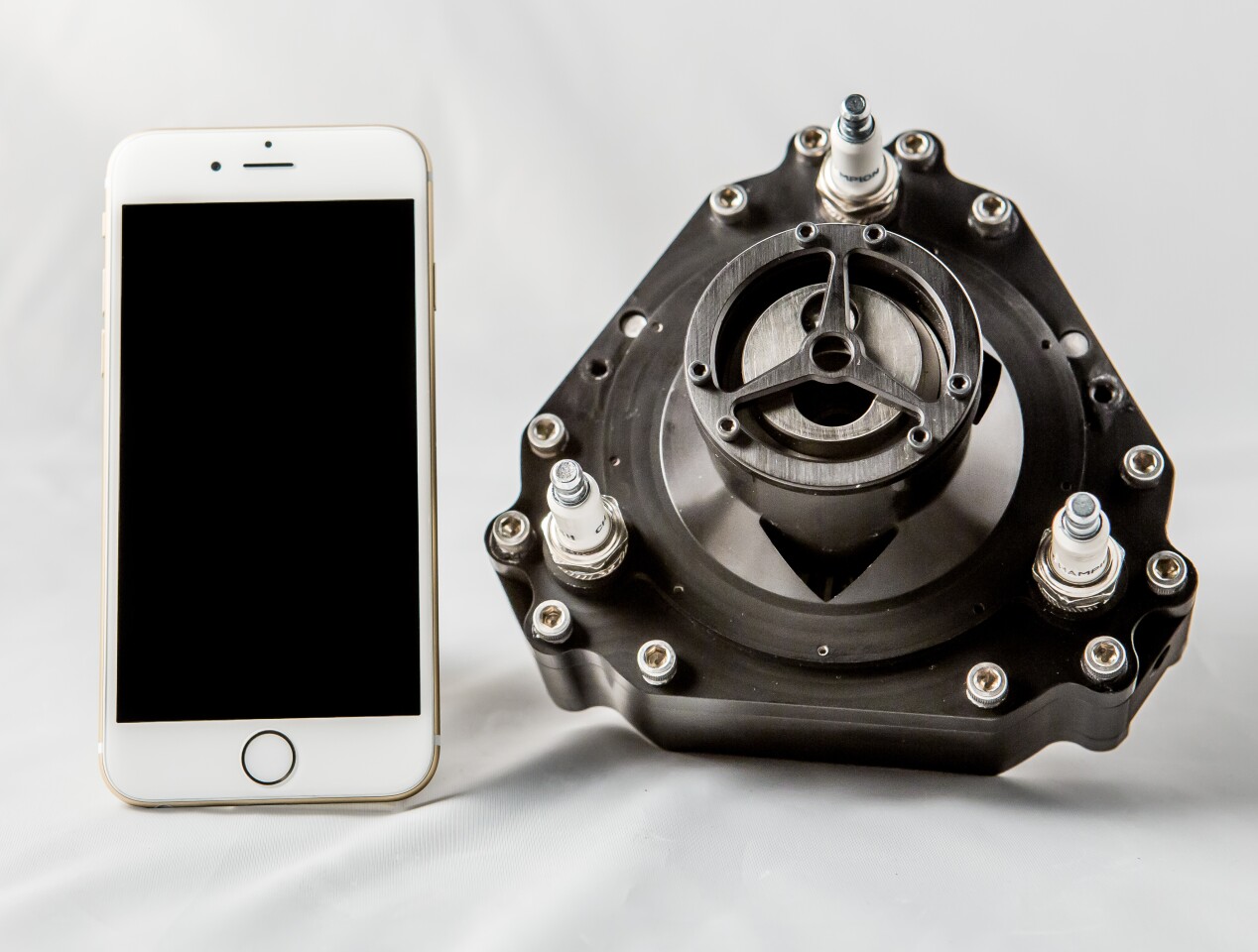 LiquidPiston unveils X Mini engine