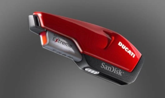 Sandisk's Extreme Ducati Edition USB thumbdrive