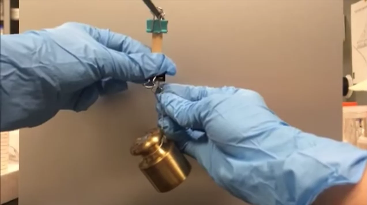 After being cut, the dielectric material can support a 200 gram weight just 30 minutes later