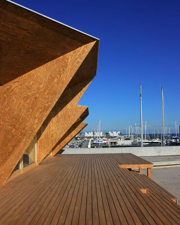The building stands at Barcelona's Moll de la Marina and will open to the public for Smart City Barcelona (which we believe is taking place this coming November)