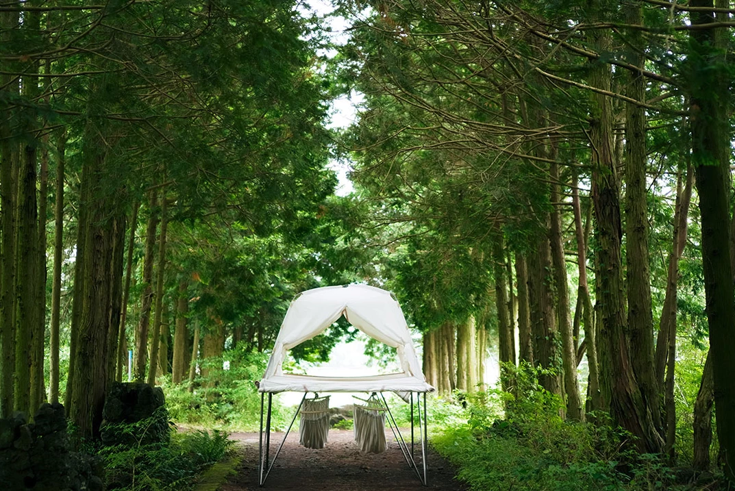 The Dookan isn't just for the beach and works just as well in the forest, desert, backyard and beyond