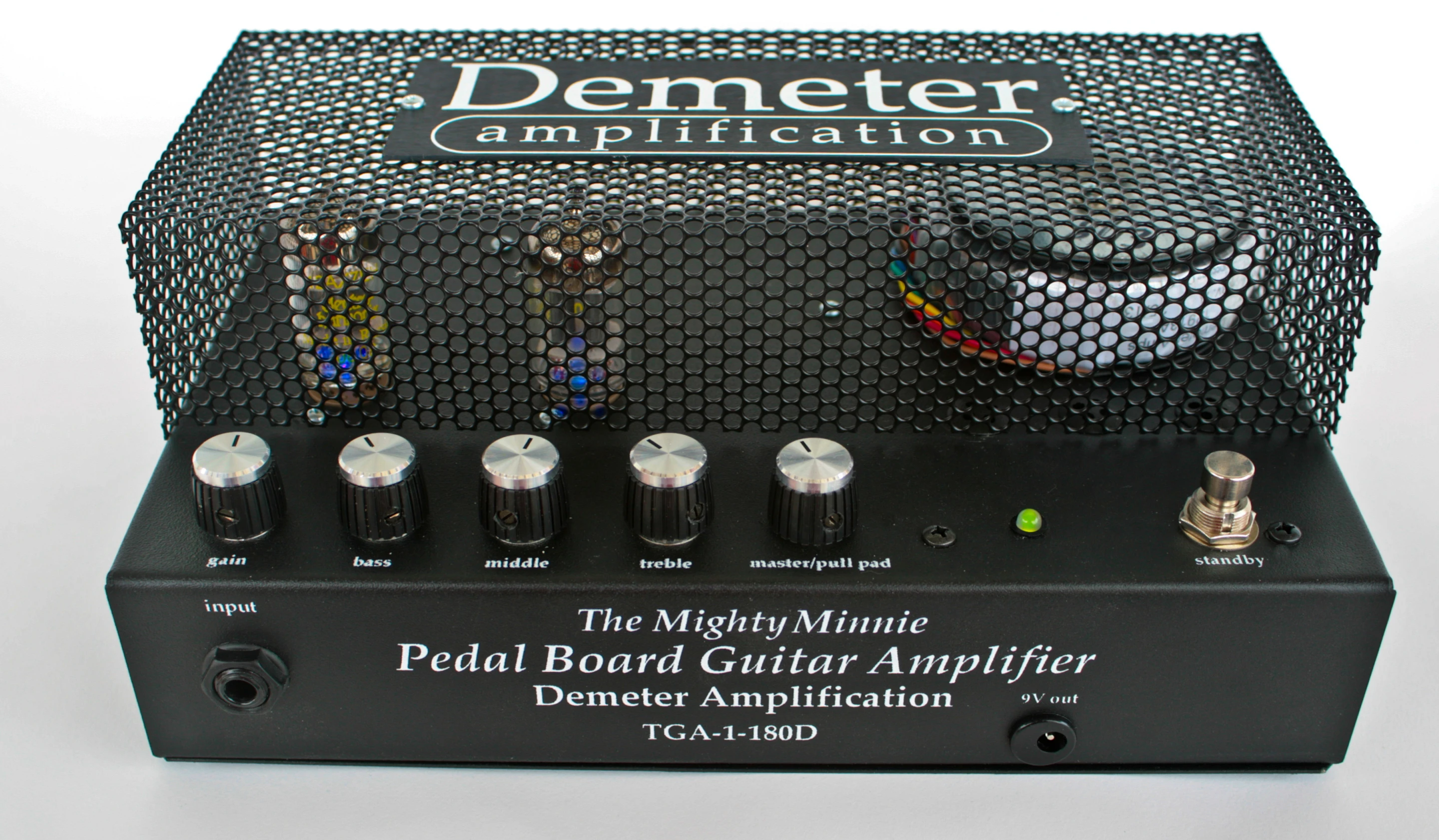 The Mighty Minnie hybrid single channel guitar amp