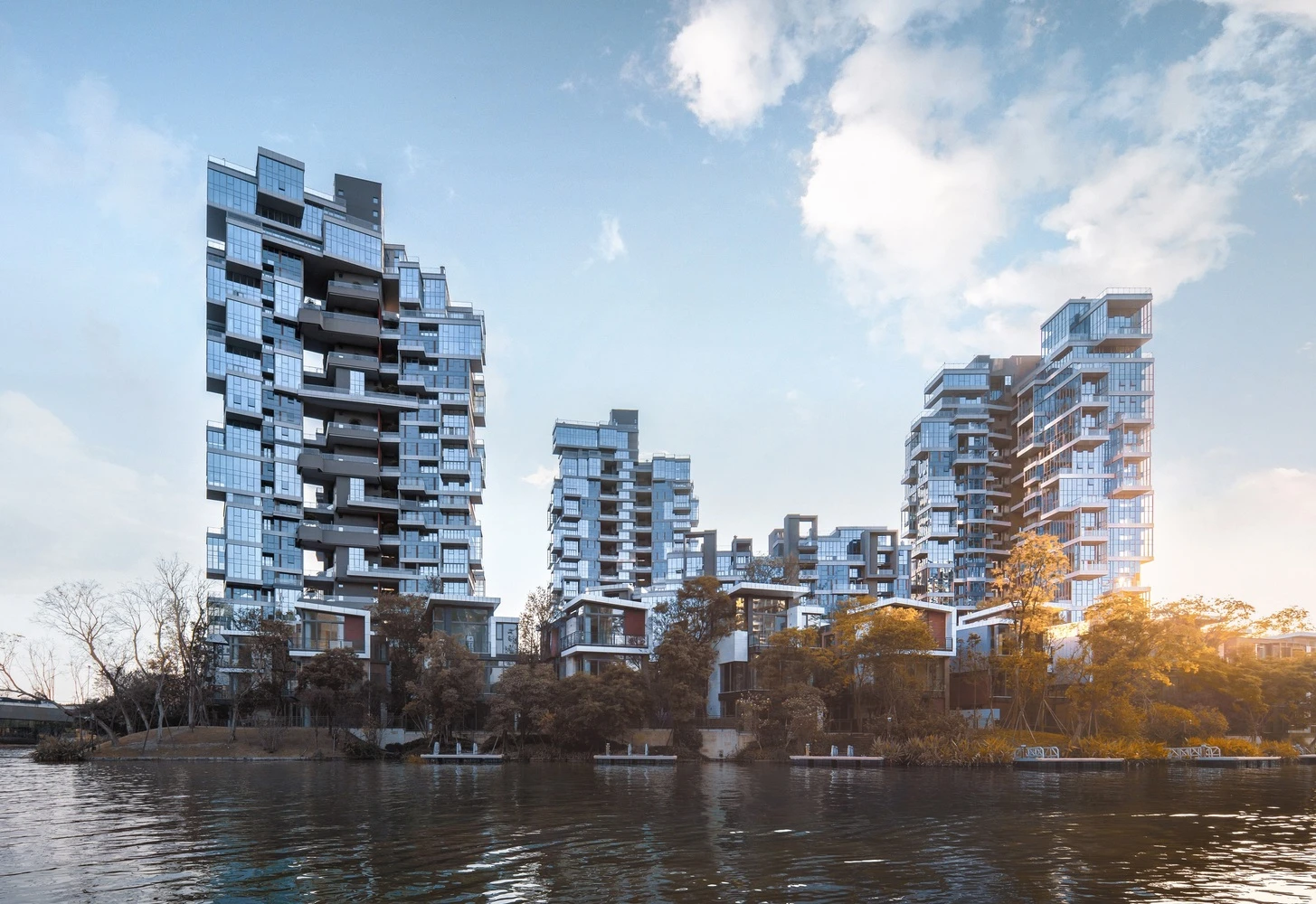 Crystal Laputa, in the Housing, Large Scale - Completed Buildings category