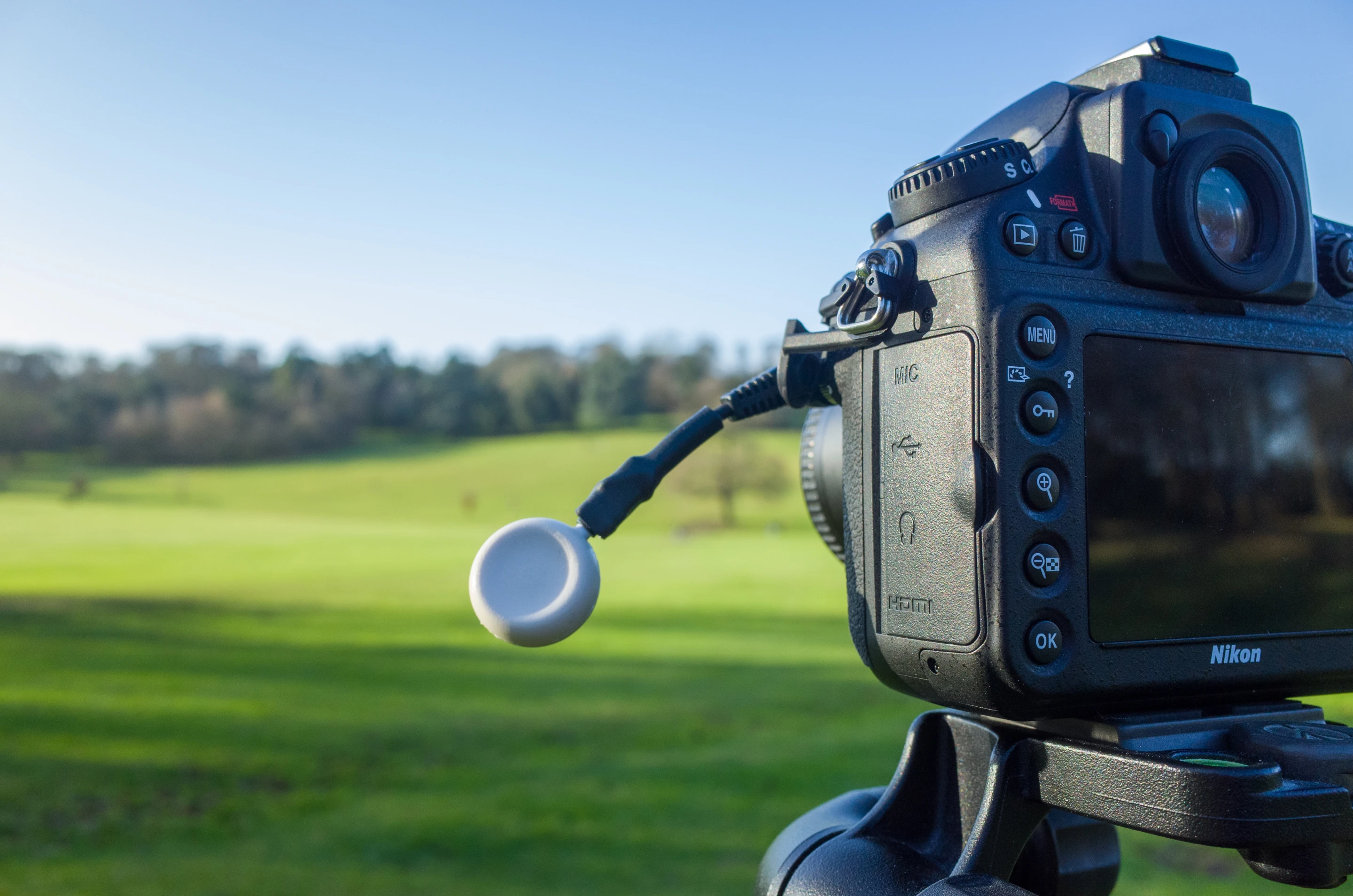 Gizmag tests the Pico time-lapse smart controller (Photo: Simon Crisp/Gizmag.com)