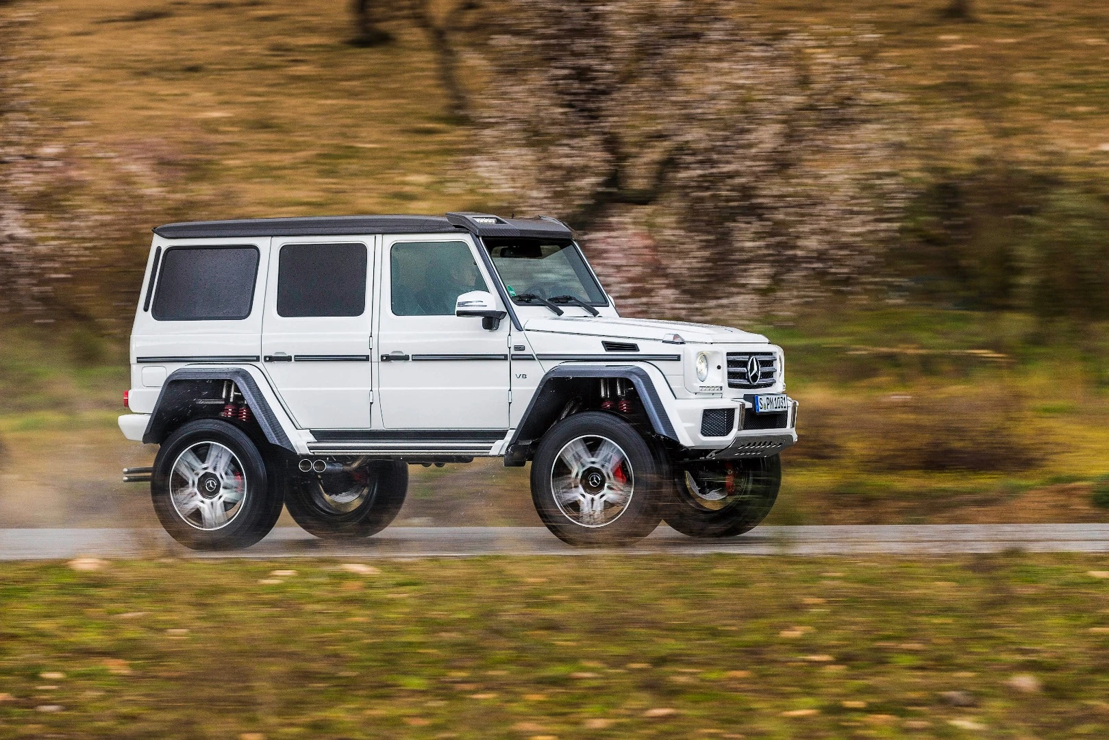 The G500 4x4 Squared has 416 hp on tap