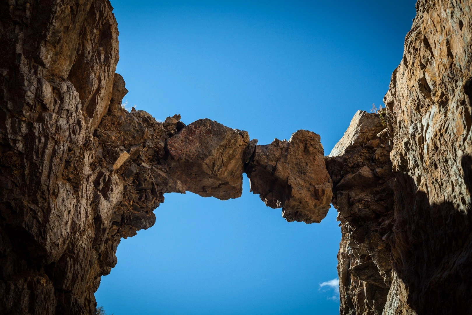 On the banks of lake Hyargas nuur is a small Russian holiday camp famous for its unique rock formations
