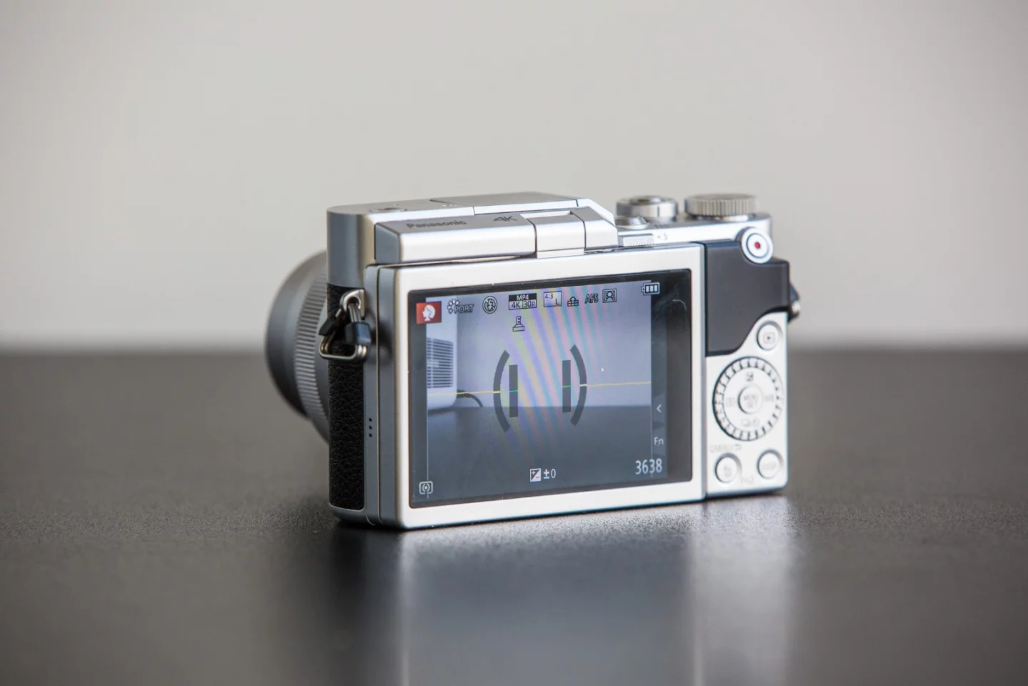 The controls on the back of the GX850 are easy to use, but they're also a bit plasticky