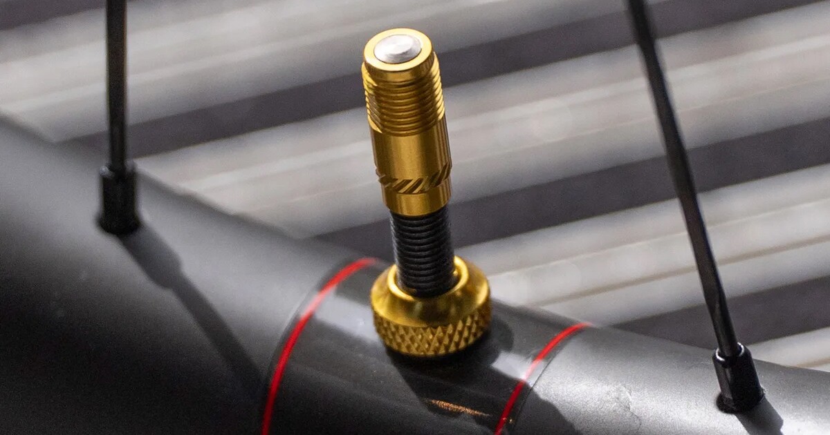 Dutch CoreCap makes Presta valves work with standard pumps