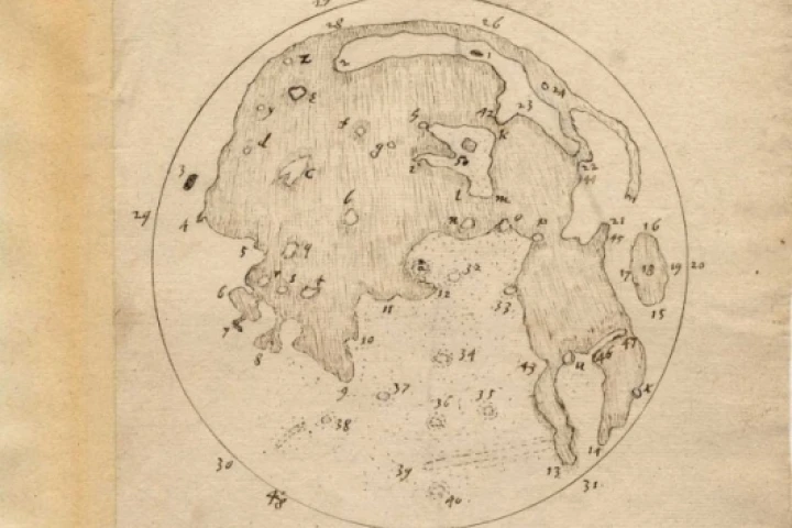 The best of Harriot’s two whole-Moon maps shows a wealth of detail. Image copyright Lord Egremont, Petworth House Archives
