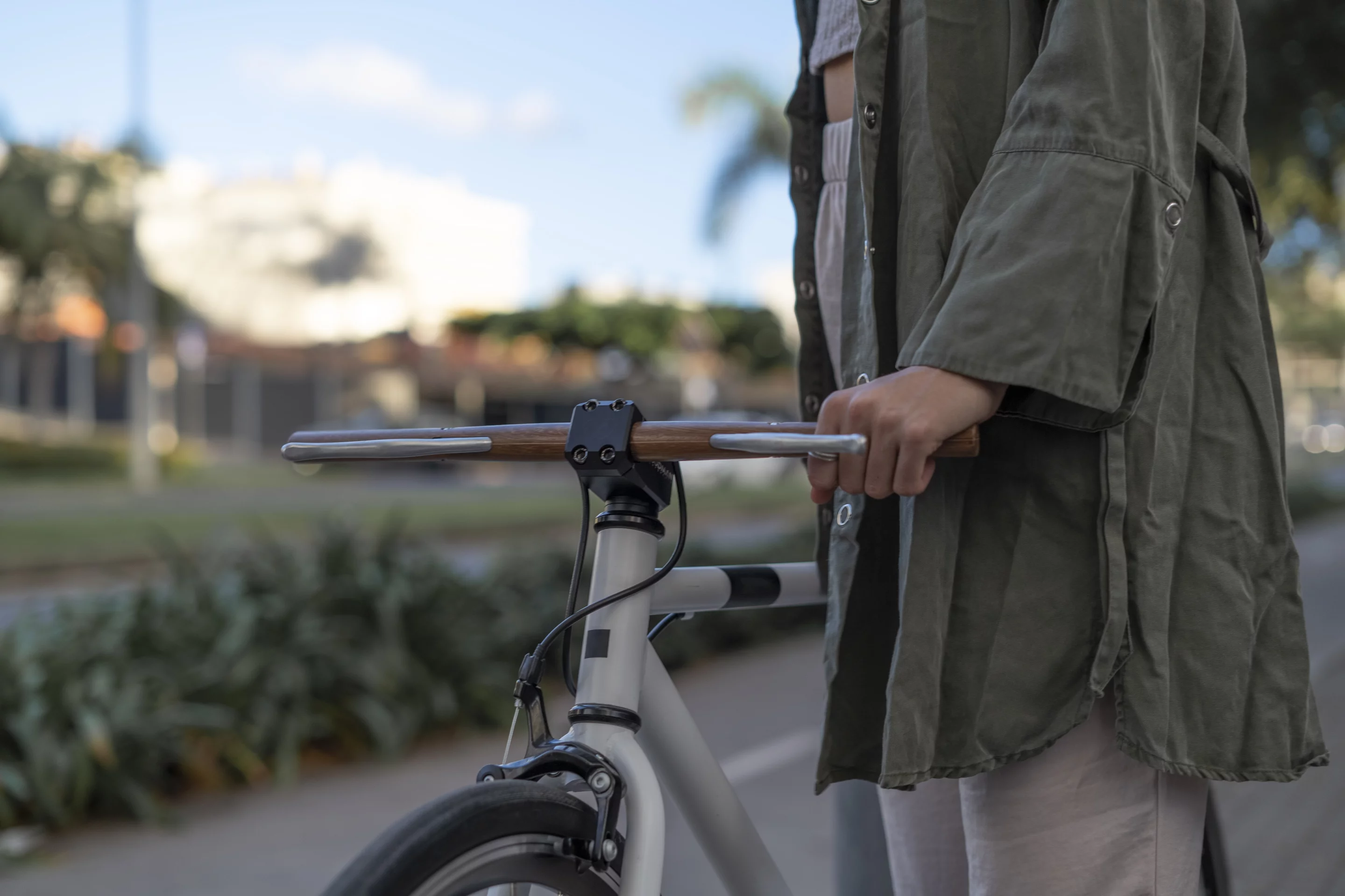 The wooden version of the Aintro Handlebars