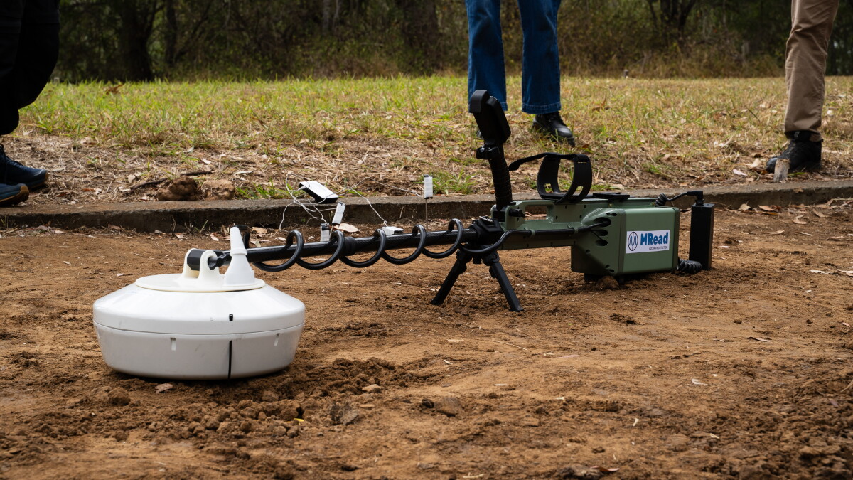 MineReader detector sniffs out explosives without the middleman