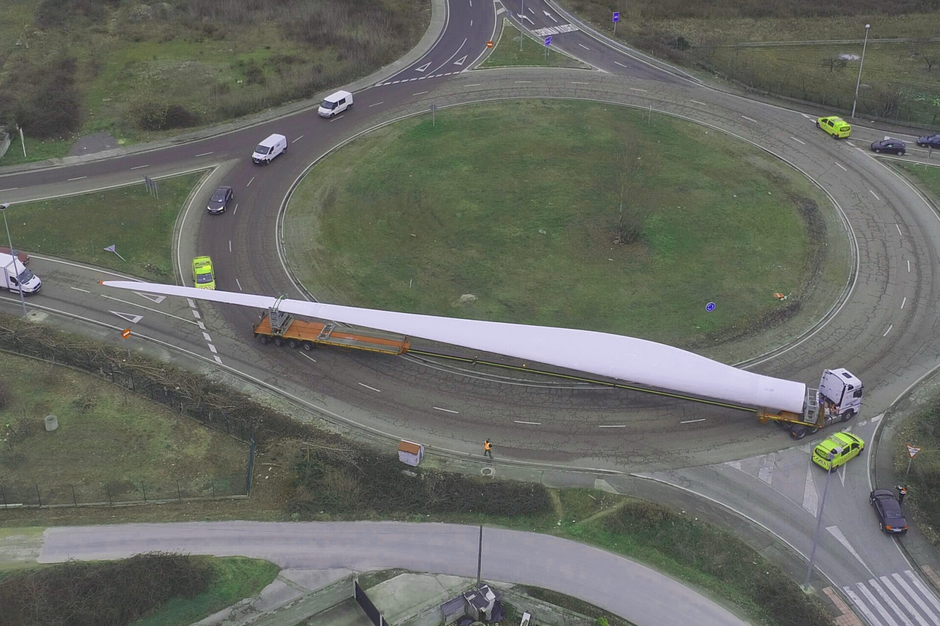 GE produces world's largest recyclable wind turbine blade