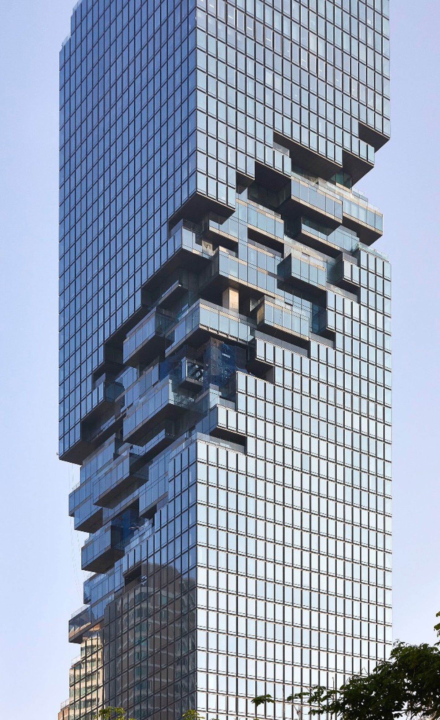 Sustainable earthquake-resistant skyscraper crowned world's best high-rise