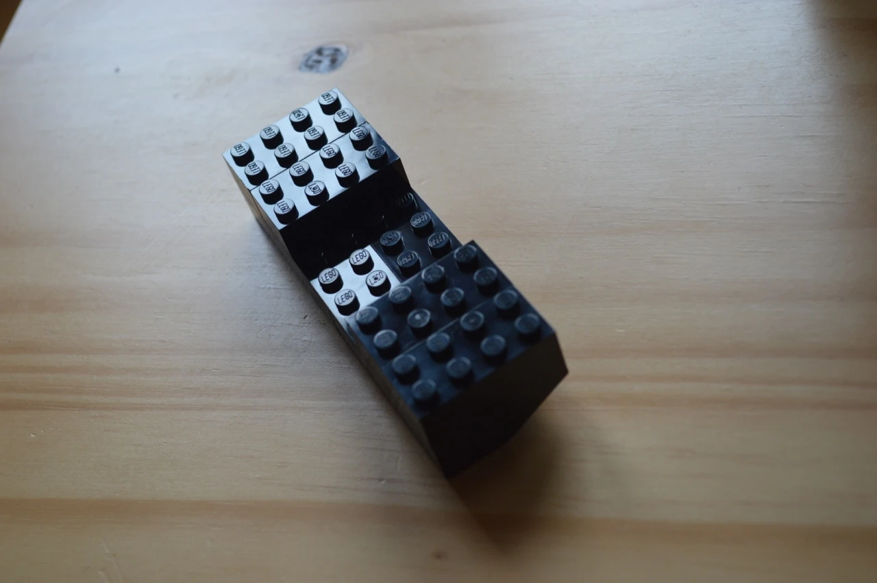 Assembly guide step 6 (Photo: Gizmag)