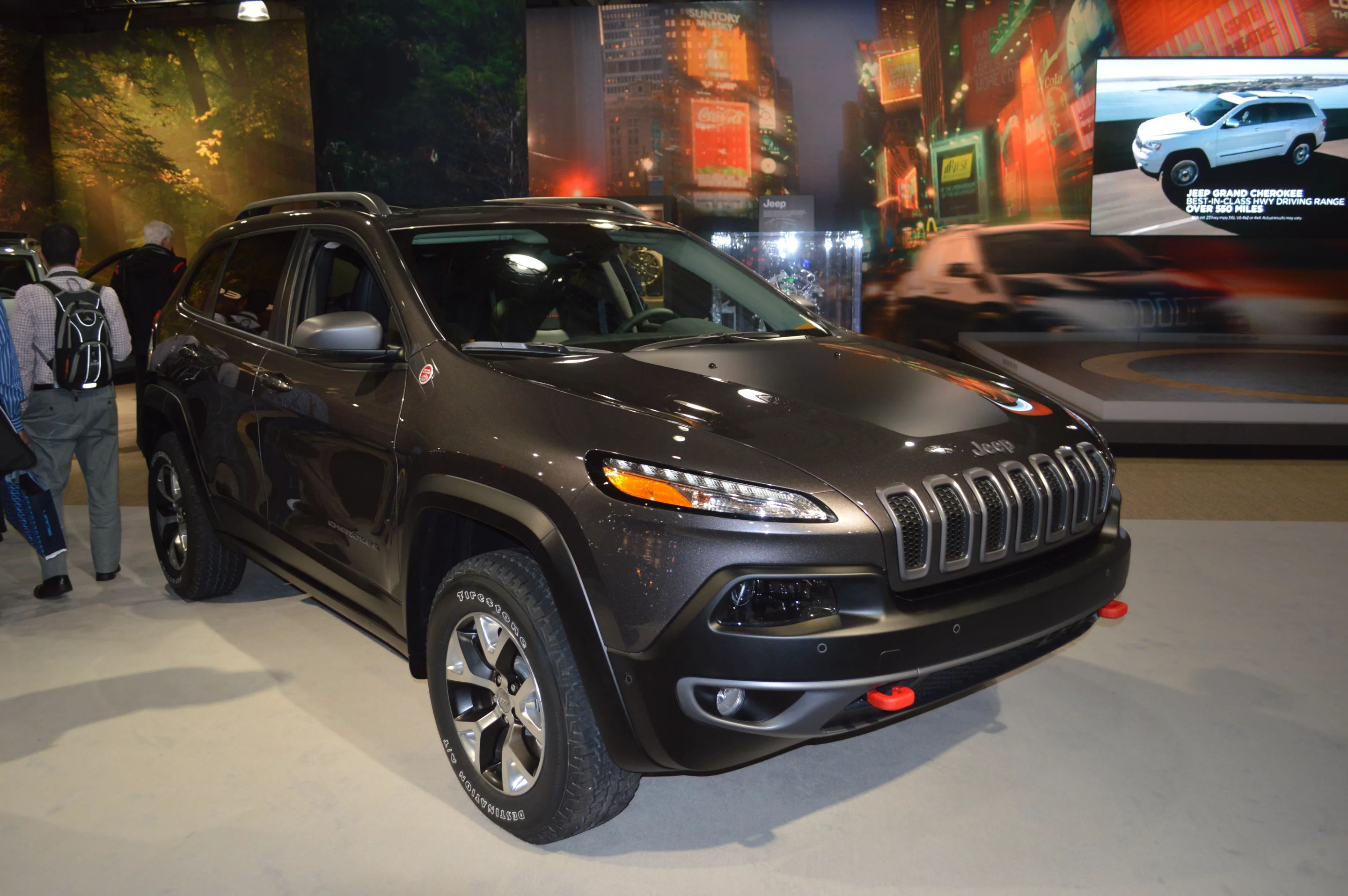 The 2014 Jeep Cherokee debuts at the New York auto show
