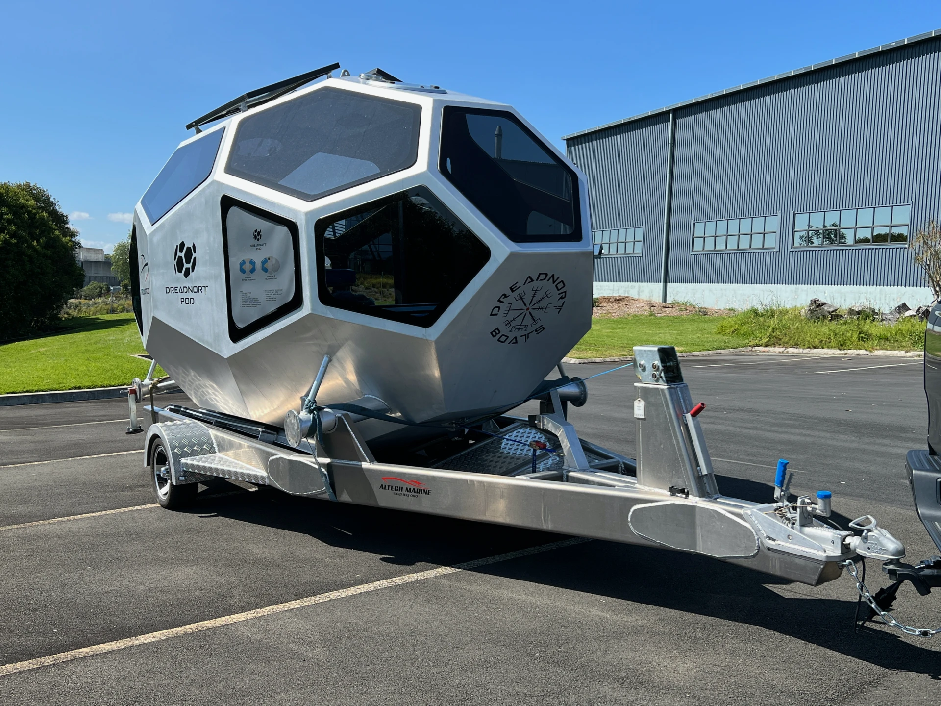 One Use Pod Multi-use POD looks like a cross between a Tesla Cybertruck and a UFO