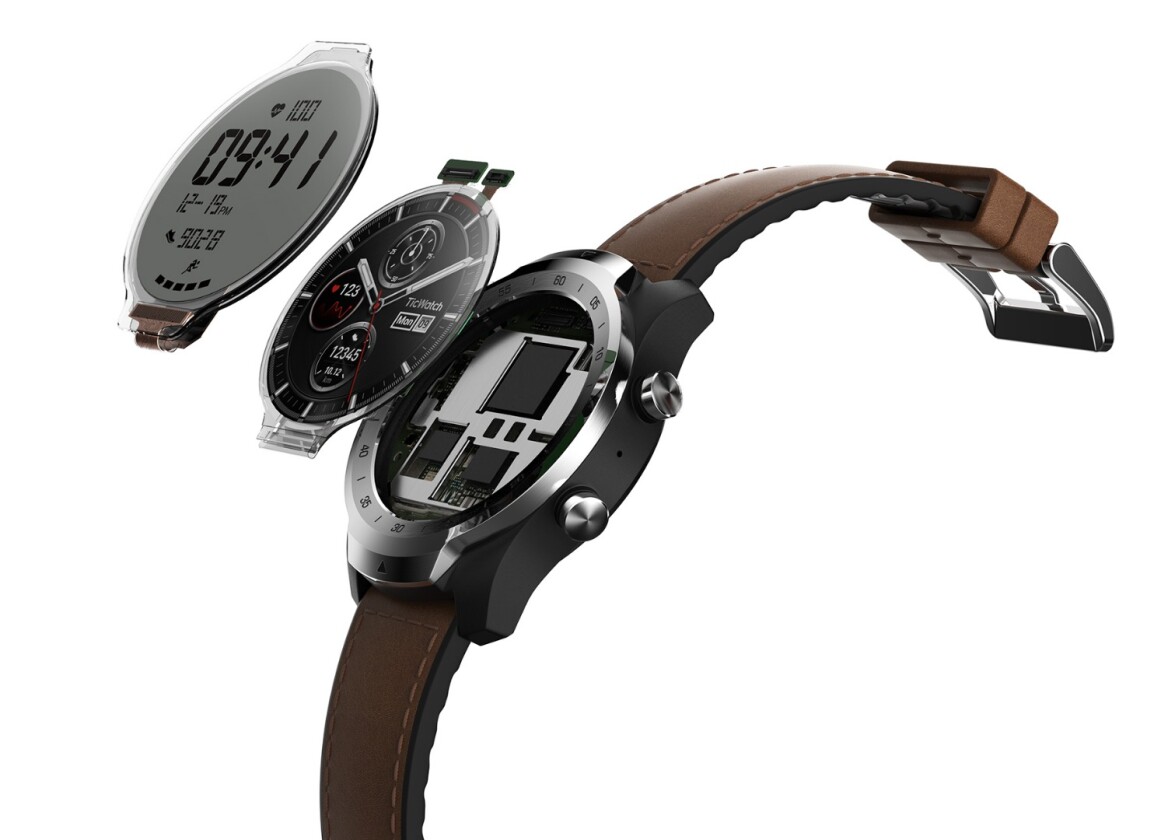 The main selling point of the Ticwatch Pro is that dual-layer display