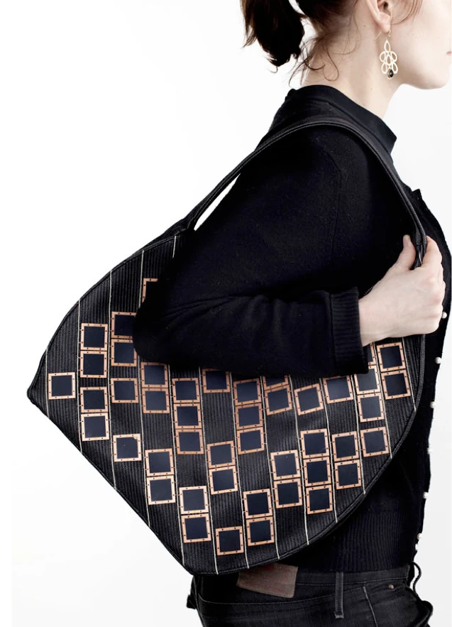 The Solar Handbag from DIFFUS