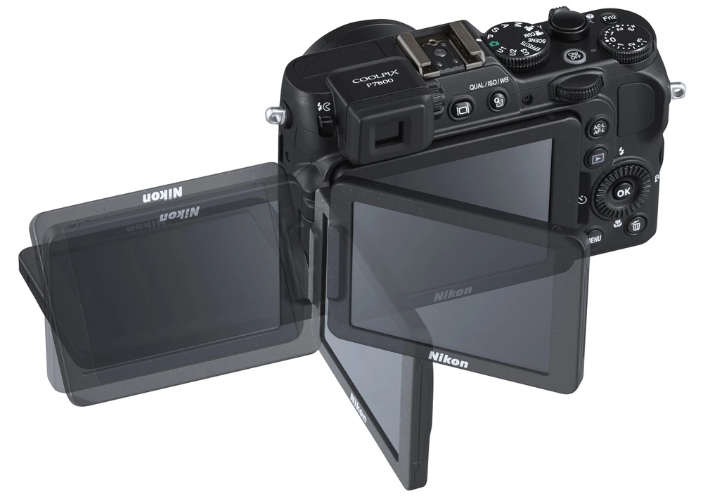 The Nikon Coolpix P7800 has a three inch vari-angle screen on the rear which makes it easier to shoot from otherwise awkward positions