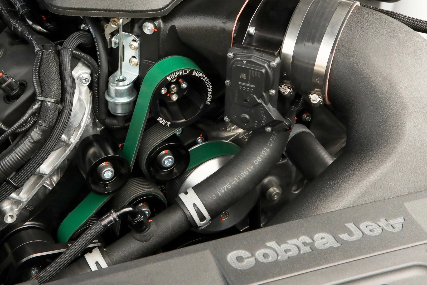 The 5.2L engine has a 3.0-liter Whipple supercharger made specifically for the Cobra Jet, but Ford has not yet said how much power all this equipment produces for the Mustang
