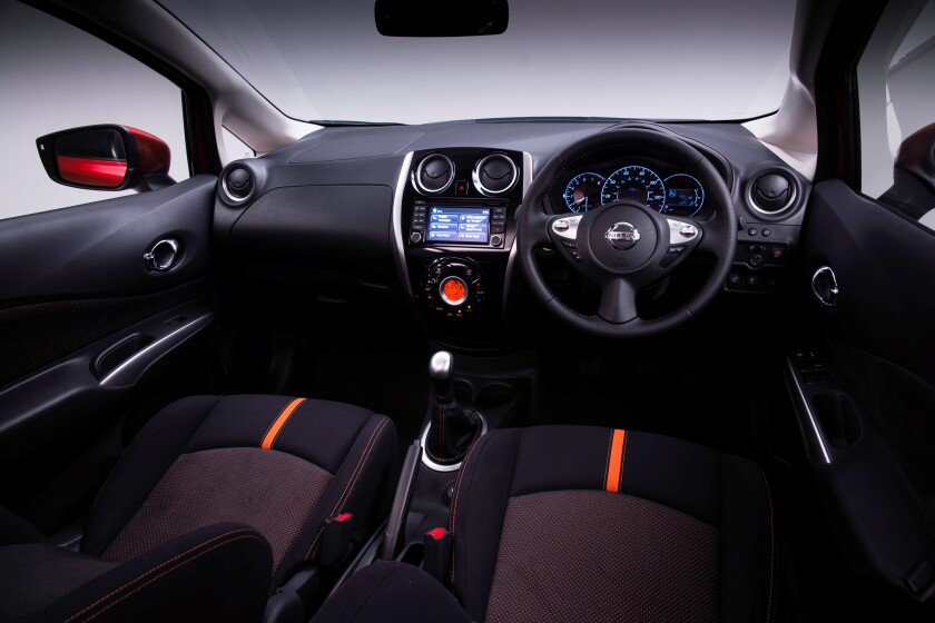 2013 Note interior