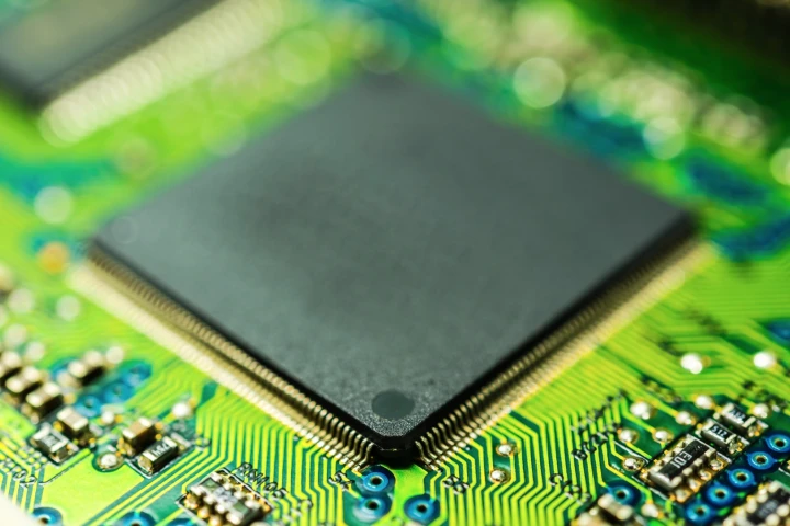 Researchers in Singapore and Germany have developed a chip that can not only process data, like the one above, but can also act as memory storage