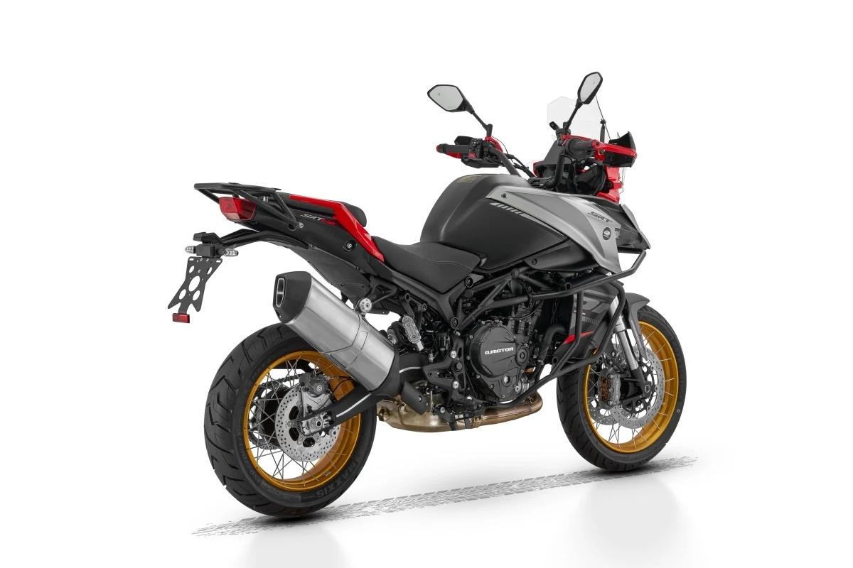 The SRT 900 S starts at £7,499 (about US$10,100), while the SX trim costs £7,699 (around US$10,400)