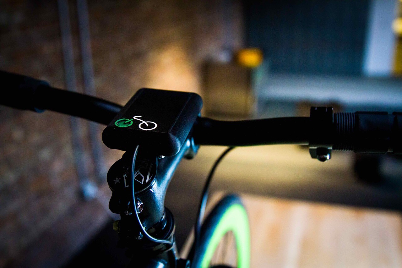 The CadenceX system's Smart Power Hub
