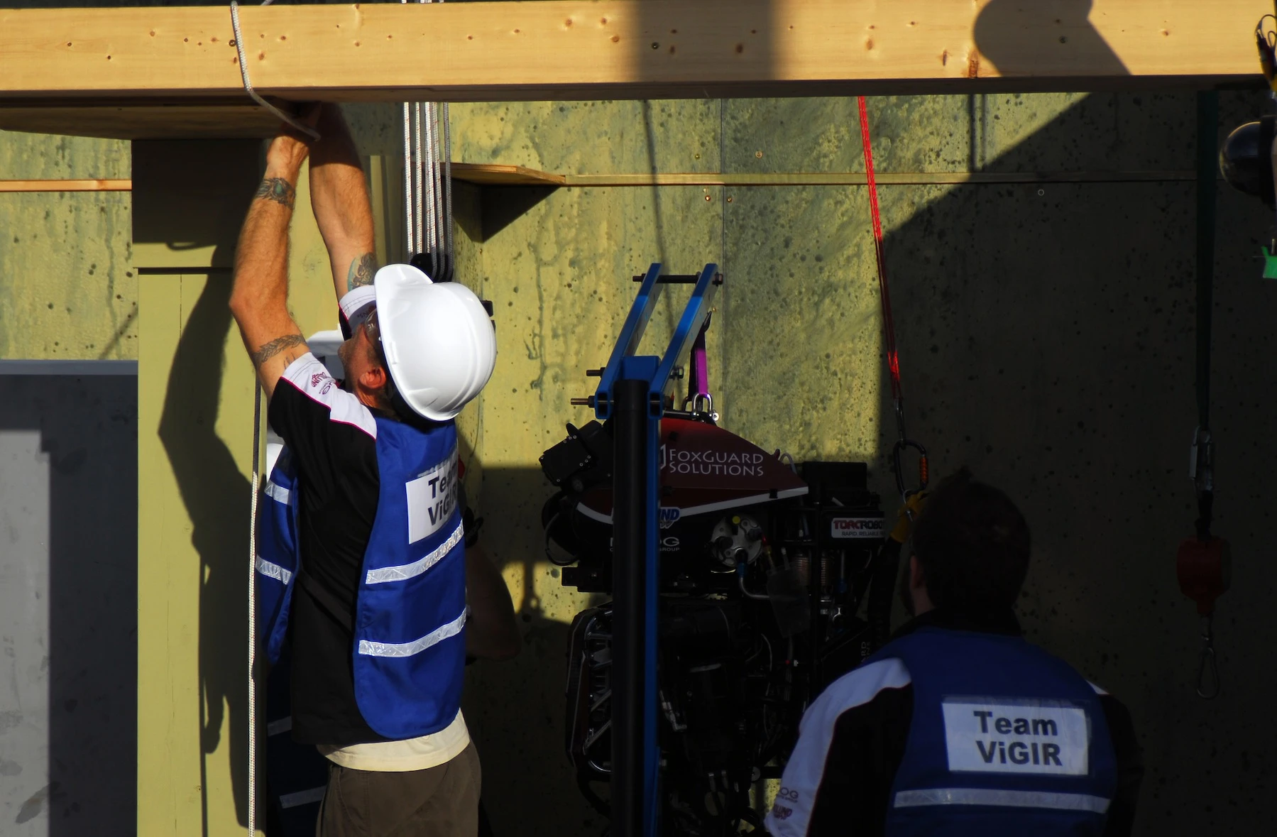 Vigir at the door course