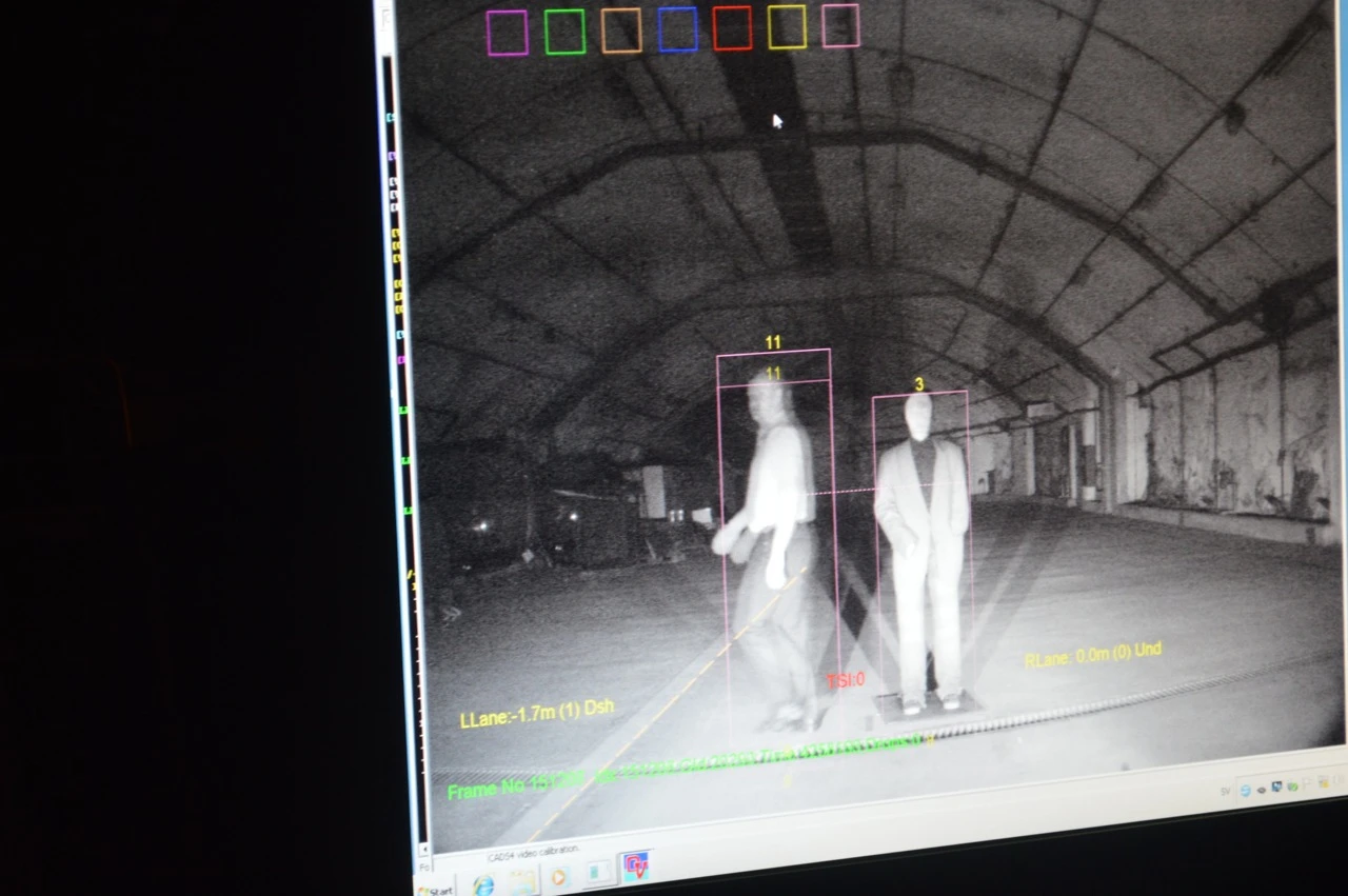 Volvo's pedestrian detection system works in the dark thanks to an improved camera, here picking up both manikin and human (Photo: Gizmag)