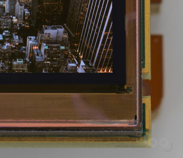 French microdisplay specialist MicroOLED has released a new panel with a 5.4 million pixel density, no spacing between pixels and 96 percent uniformity.
