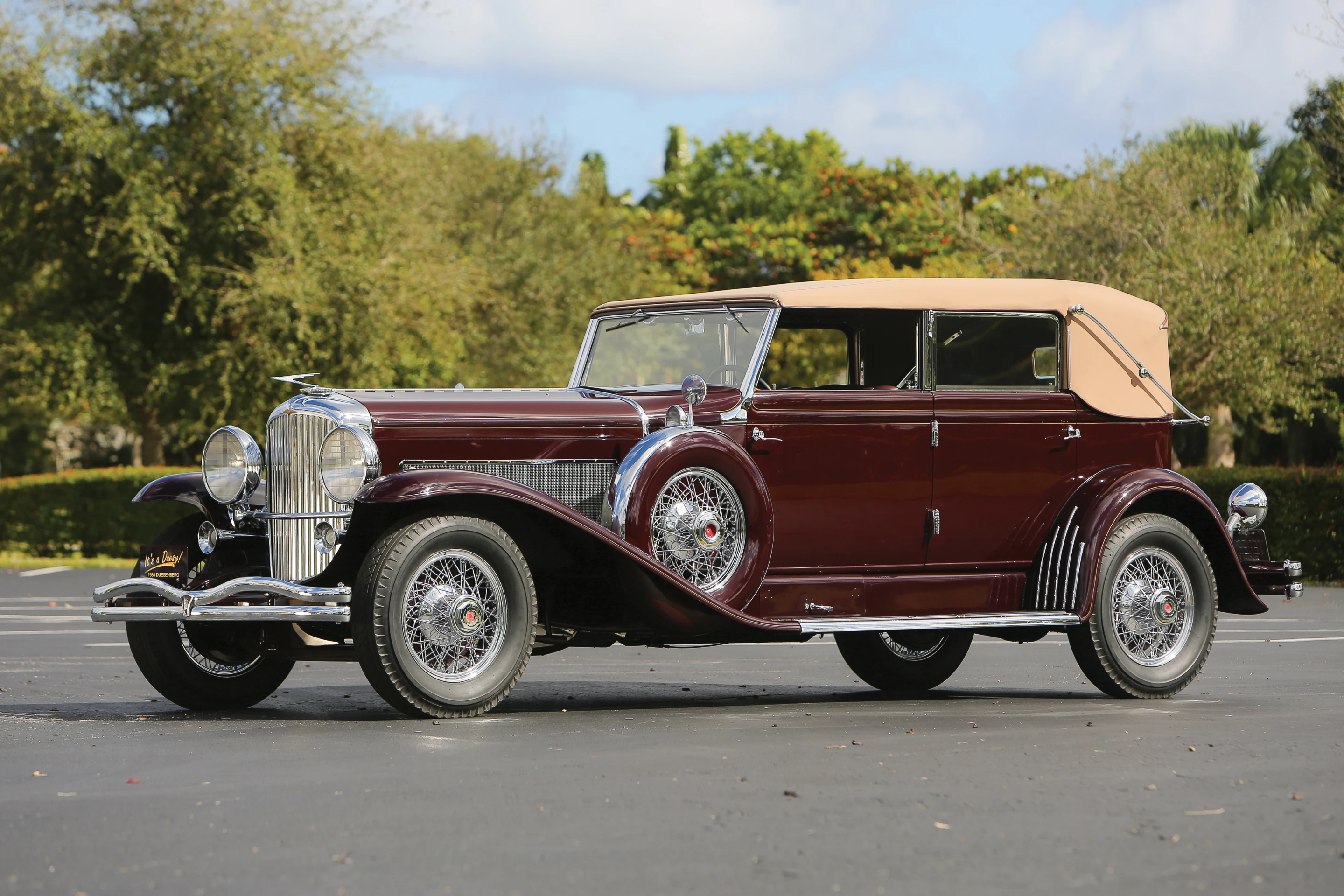 1934 Duesenberg Model SJ Convertible Sedan by LeBaron yielded US$1,567,500 at last month's RM Auction