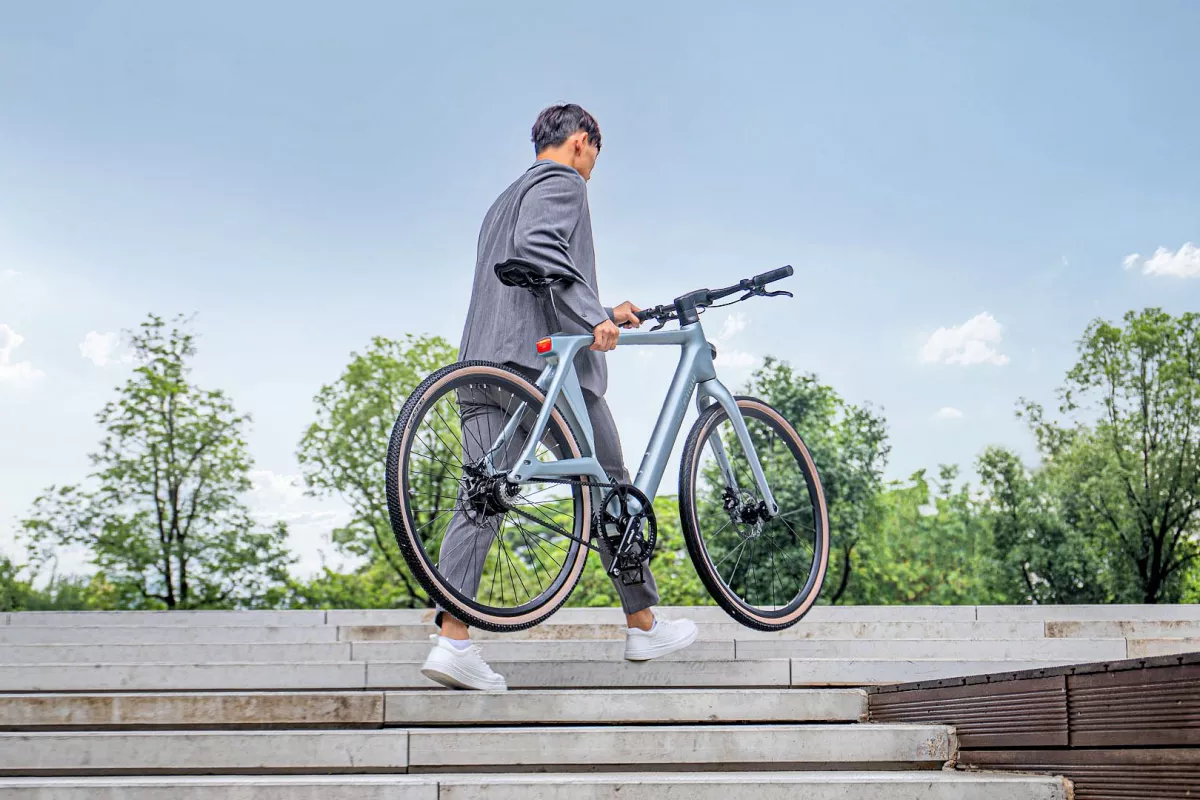 The Fiido Air carbon commuter weighs in at around 30 lb, and is currently available for an early bird price of $1,799