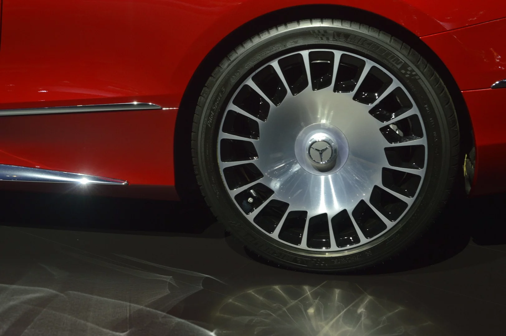 Mercedes-Maybach S650 Cabriolet at the 2016 LA Auto Show