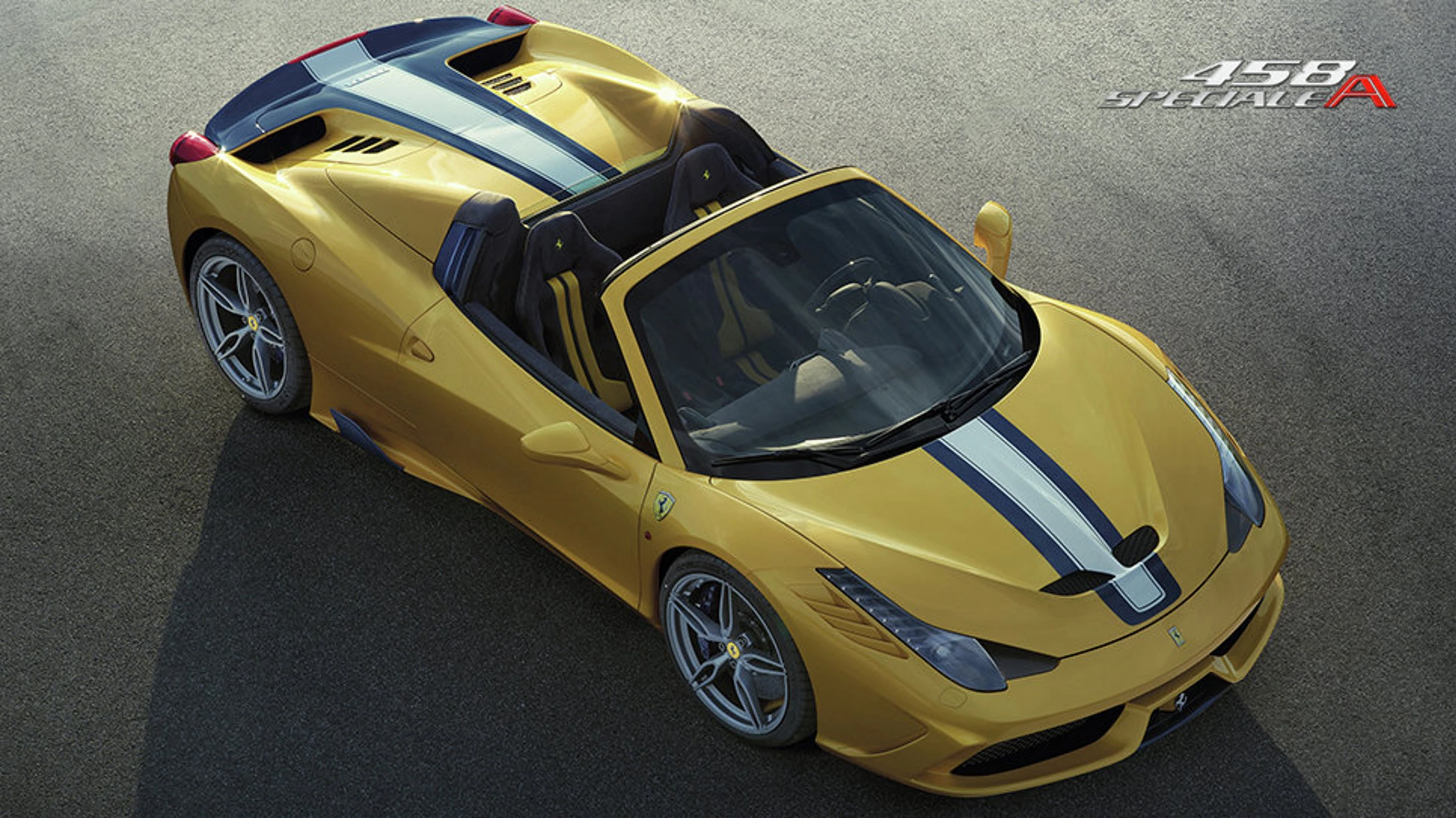 The 458 Speciale A showing the Blu Nart and Bianco Avus stripe