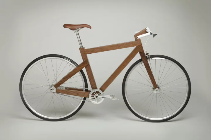 Using his furniture-making skills and bike know-how, Seth Deysach has created the Lagomorph bike - and is now taking special orders