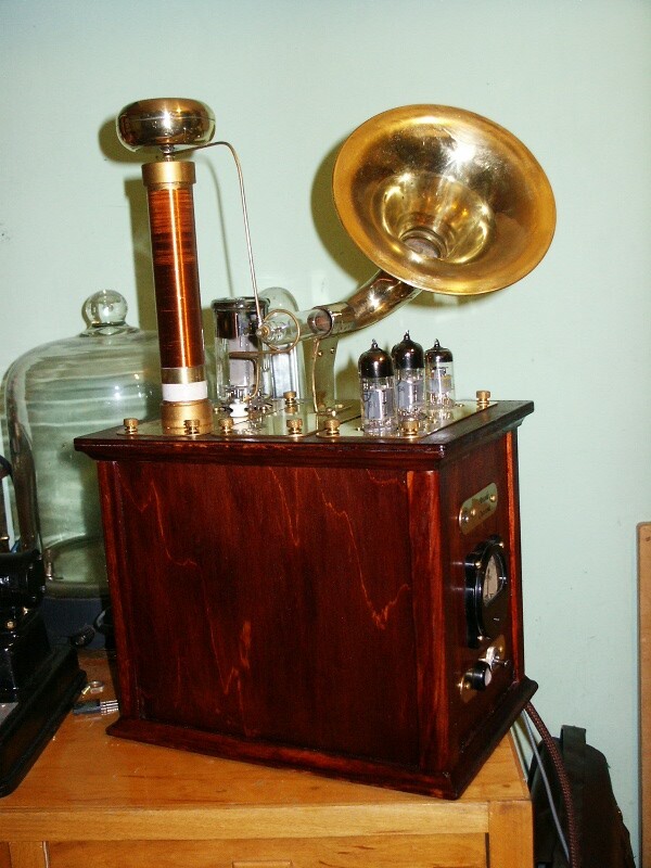 The Steampunk Plasma Speaker uses high-frequency electrical discharges to play back music (Photo: Conscious Flesh)